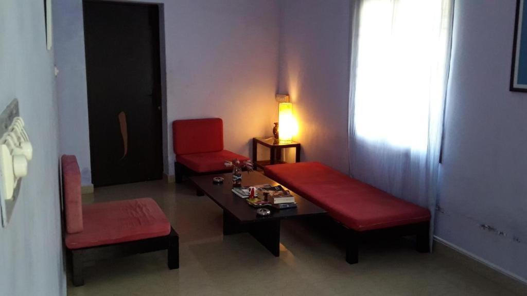 Valentine Hostel & Guest House Pondicherry Exterior photo