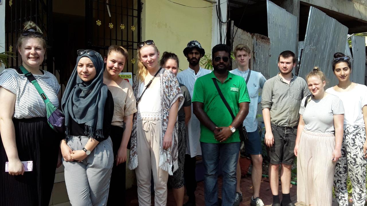 Valentine Hostel & Guest House Pondicherry Exterior photo